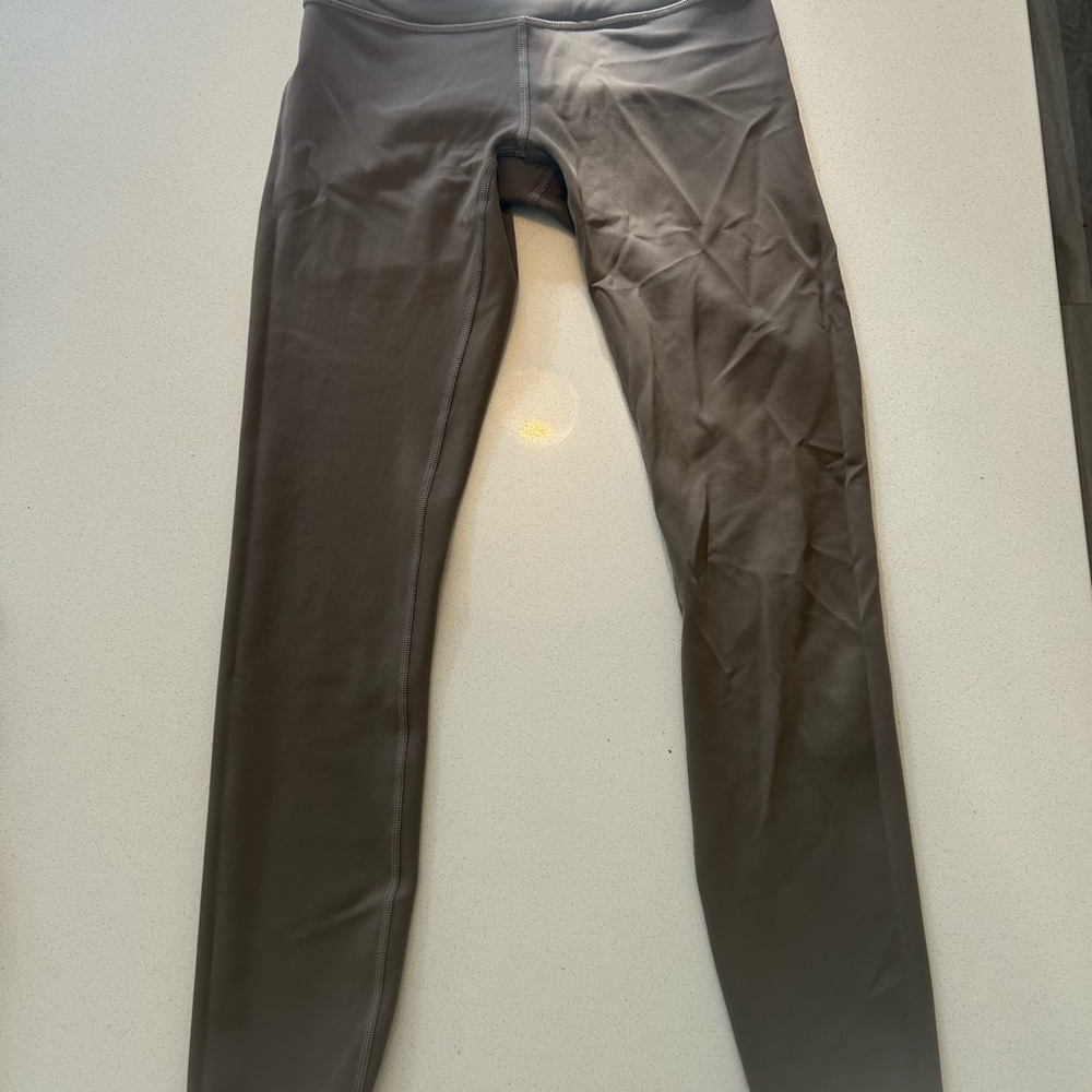 Lululemon Wunder Train HR in Nomad 25”, size 4